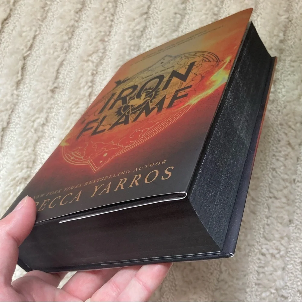 Iron Flame by Rebecca Yarros Sprayed Edges Limited Edition